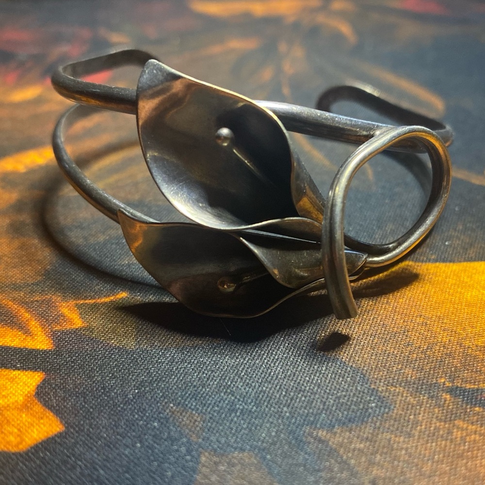 Stuart NYE Vintage Calla Lily Bracelet
